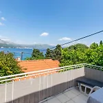 Vedro Apartment *