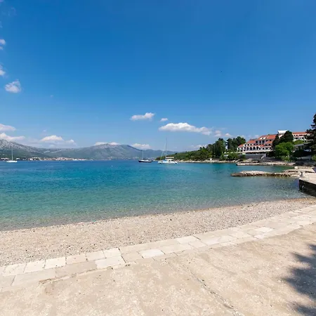 Vedro アパート *